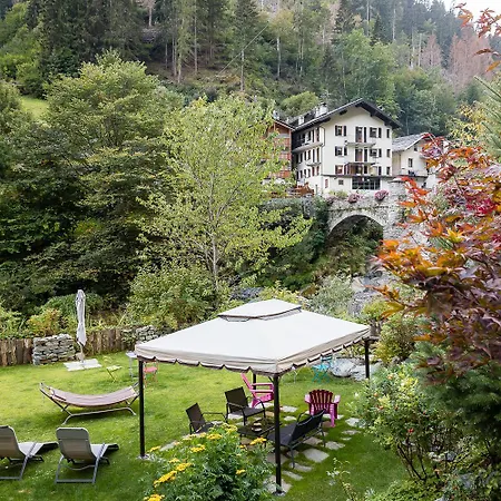 Farm stay Le Moulin Des Aravis Pontboset