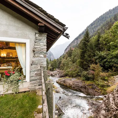 Le Moulin Des Aravis Farm stay