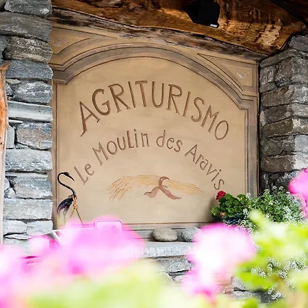 Le Moulin Des Aravis Farm stay Pontboset